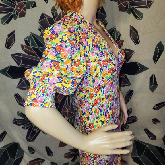 RIXO size 4 Colorful Floral Empire Waist Maxi Dress with smocked sleeve - Picture 8 of 16